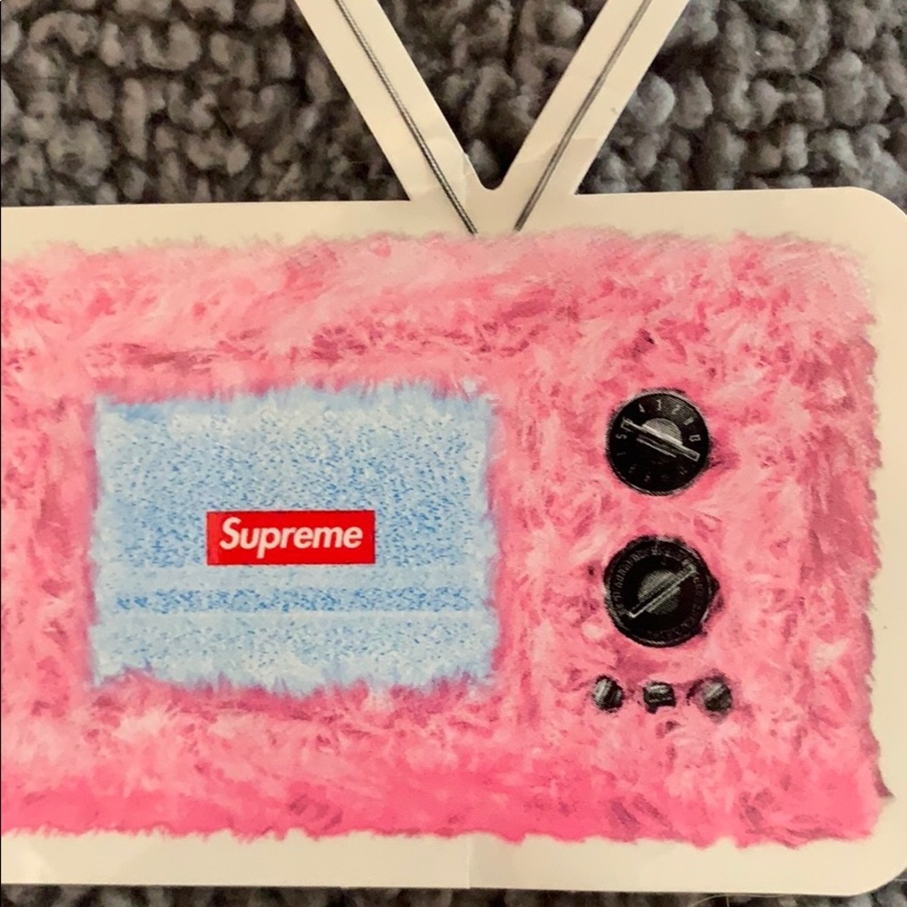 Supreme Stickers - Picture 5 of 7